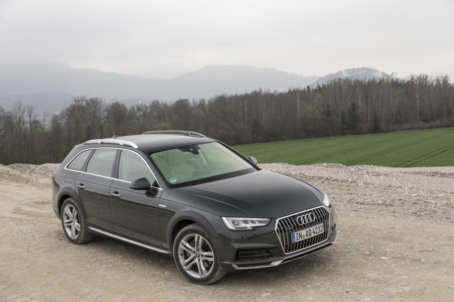 Audi A4 Allroad 2.0 TDI Quattro (B9) 2016 года  (WW) (фото 13 из 20)
